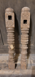 Set van twee houten ornamenten (Nr. 6)