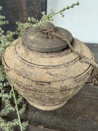 Mooi uniek Nepalese pot