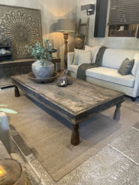 Stoere oude unieke India salontafel