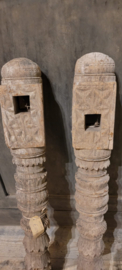 Set van twee houten ornamenten (Nr. 6)