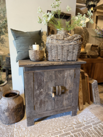 Stoer kastje smalle commode oud hout -LUKSA Home-