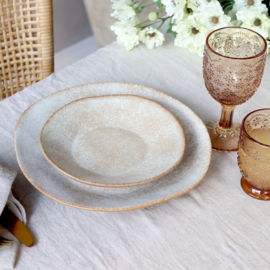 Mooi servies walnoot