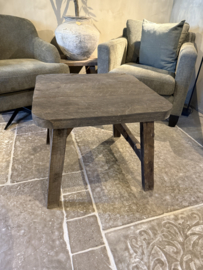 Stoere bijzettafel van oud hout "Jens" - 2 maten
