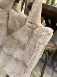 Leuke fluffy bont tas beige