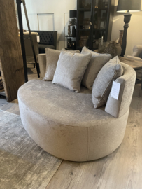 Mooie ovale  fauteuil/bankje "Kim" van Bocx Interiors