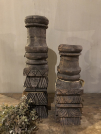 Stoere houten ornamenten / balusters