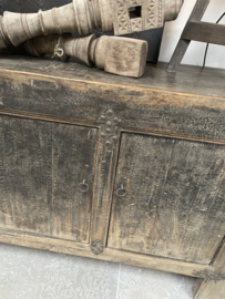 Prachtig origineel dressoir uniek stuk