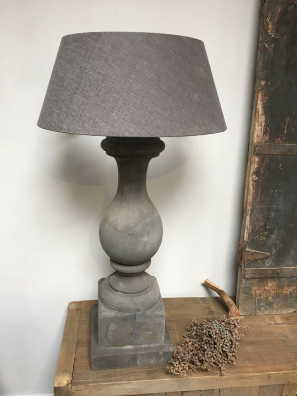 Prachtige houten robuuste tafellamp baluster XXL | Tafellampen Landelijk