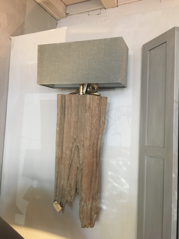 Prachtige wandlamp oud hout Wandlampen Landelijk at Home