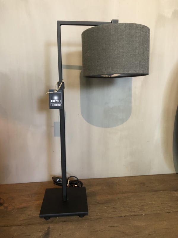 Bekentenis Specificiteit Madeliefje Prachtige tafellamp van Frezoli Tierlantijn | Tafellampen | Landelijk at  Home
