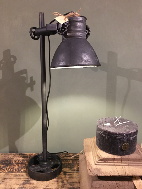 Syndicaat Trein Middel Stoere tafellamp zwarte spot | Tafellampen | Landelijk at Home