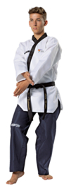 Taekwondopak Poomsae voor heren WT goedgekeurd
