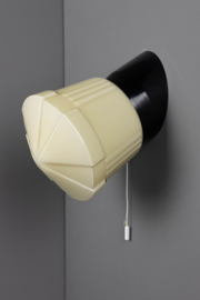 Wandlamp Bakeliet Deco Geel met trekkoord