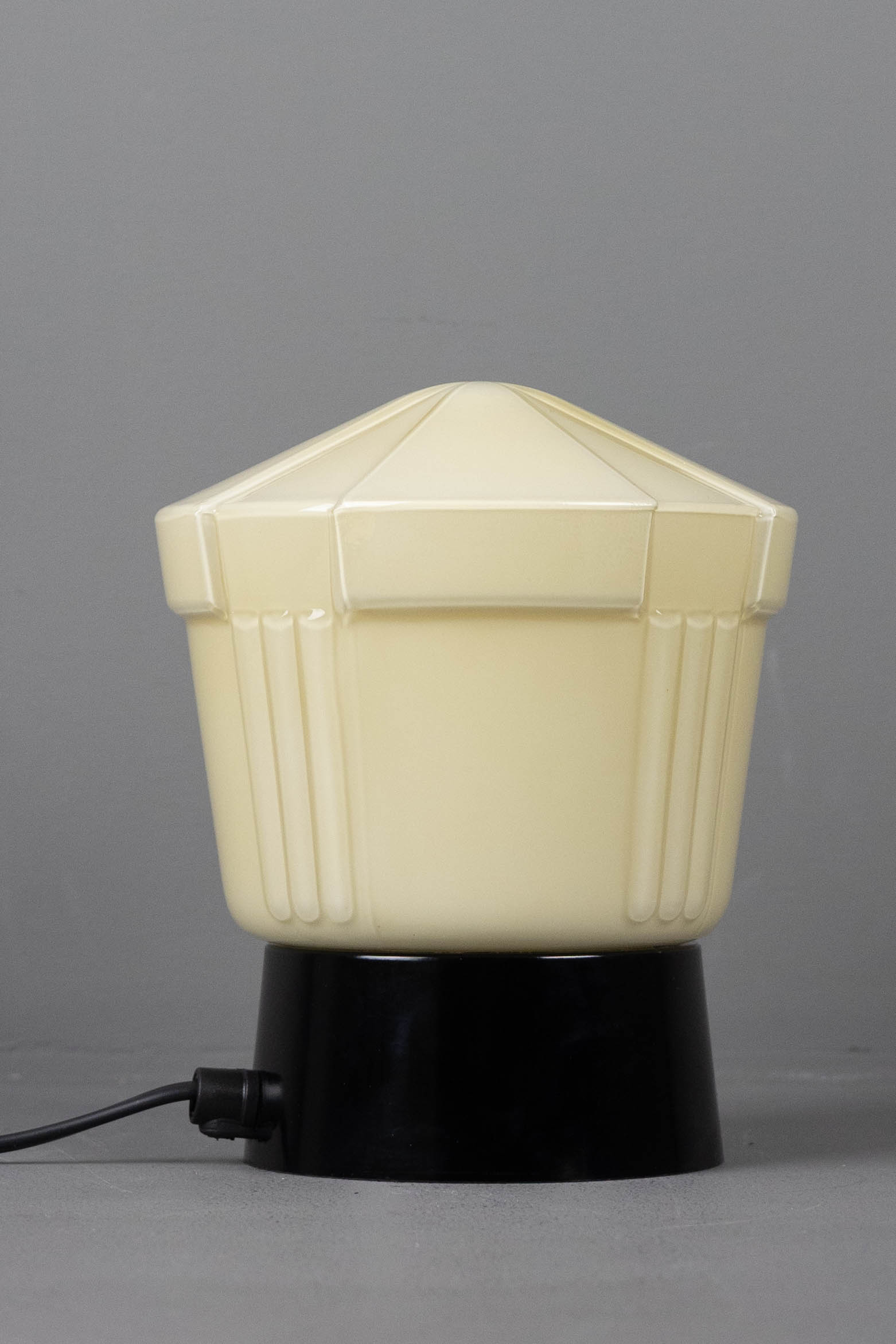 Tafellamp Bakeliet Deco Geel