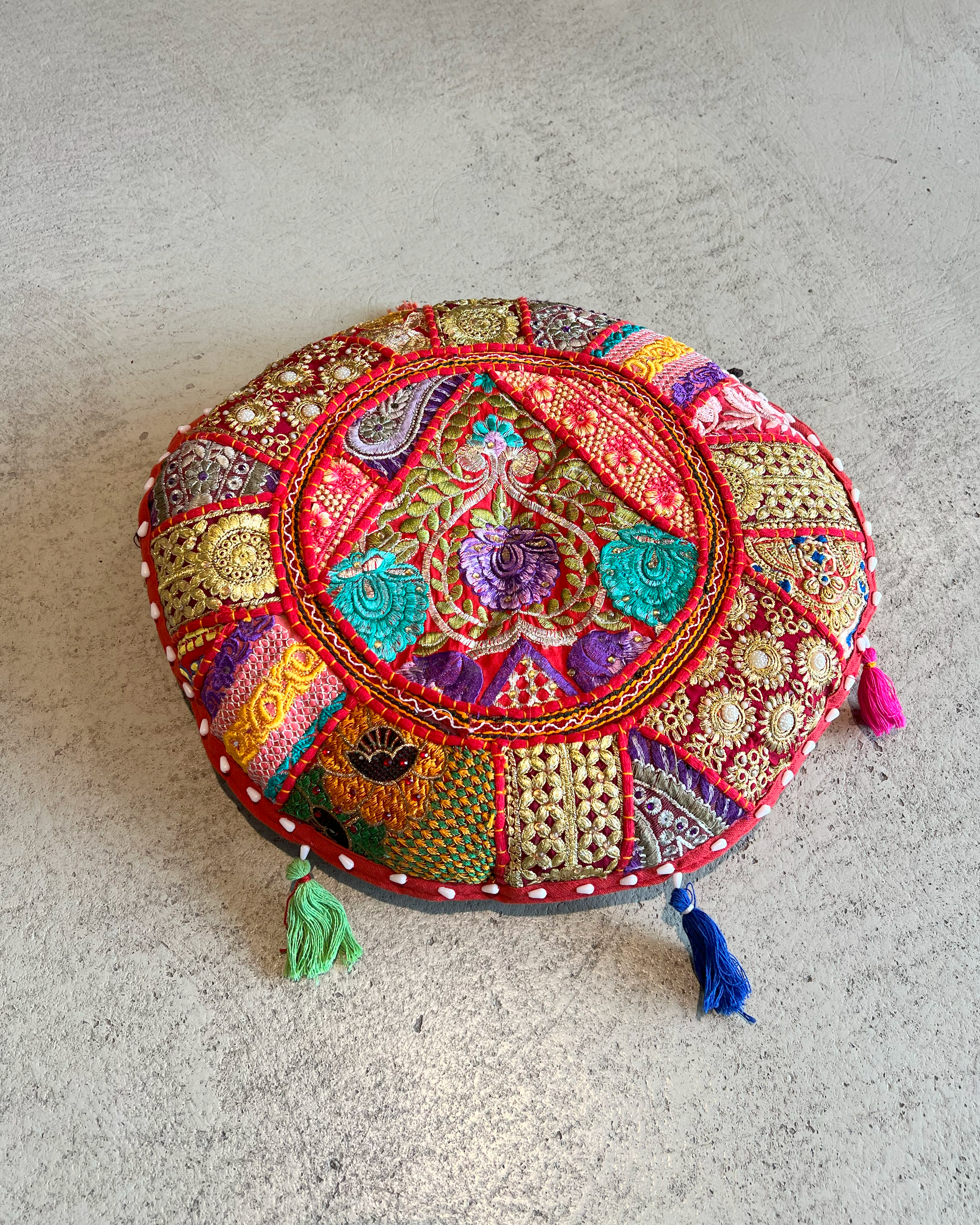 Rond kussen India -  rood multicolor