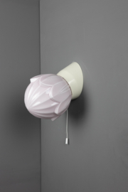 Wandlamp Bakeliet Tulp Roze met trekkoord