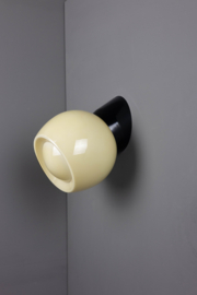 Wandlamp Bakeliet Bol Knop Geel