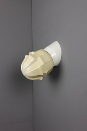 Wandlamp Bakeliet Dragon Geel