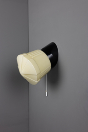 Wandlamp Bakeliet Deco Geel met trekkoord