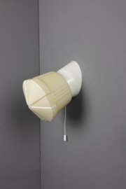 Wandlamp Bakeliet Deco Geel met trekkoord