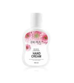 MANICURE