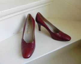 Salvatore Ferragamo designers pumps (2453)