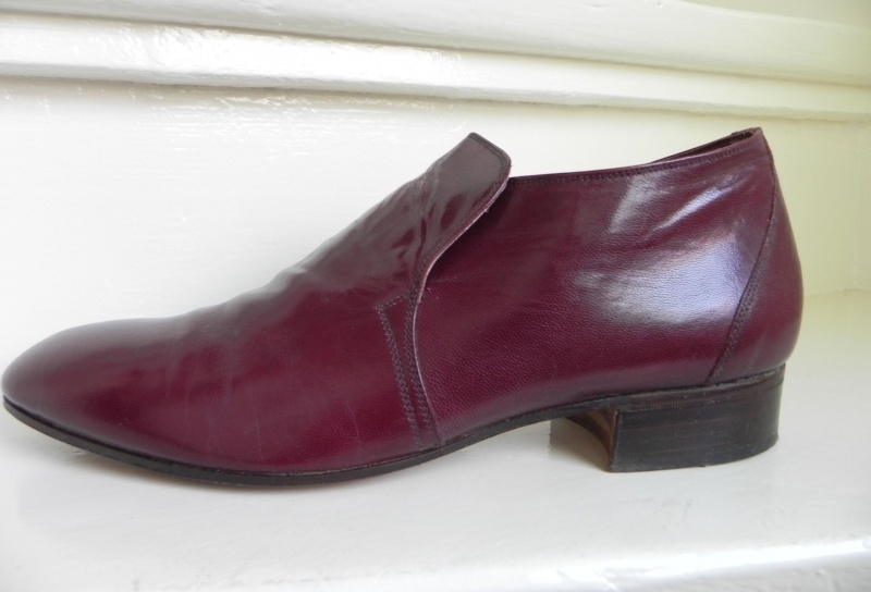 Anthony Shoes bordeaux rode instappers (1869)