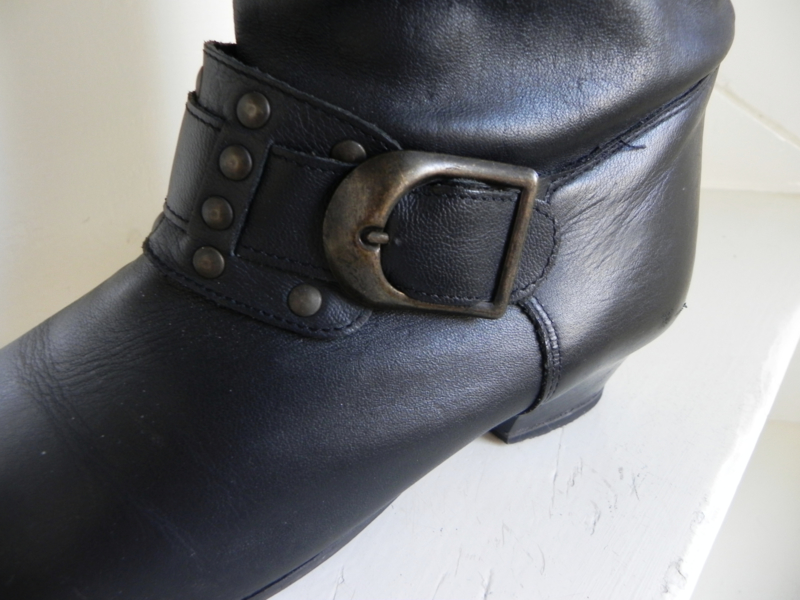 Take Five slouchy studs cowboy boots (2489) | Vintage Take Five slouchy studs cowboy boots (2489) | Vintage