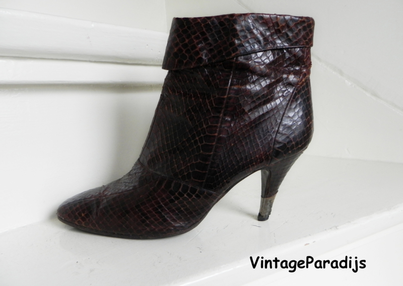 Vintage laarzen maat 40 | Vintage Paradijs Prialpas hoge ritslaarzen croco lak (1882) | Vintage laarzen