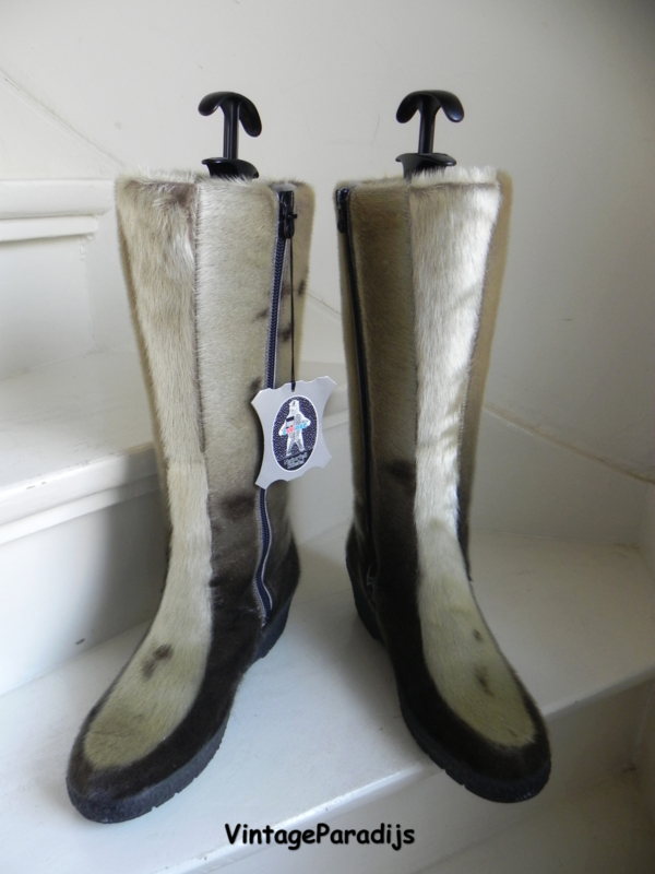 uitgehongerd klif Gehoorzaamheid Luna Eskimod lamsbont bont laarzen sleehak boots (2541) | Verkochte vintage  | Vintage Paradijs