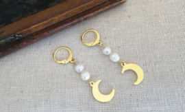 Pearls and Moon