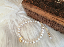 Pearls and Moon