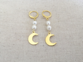 Pearls and Moon