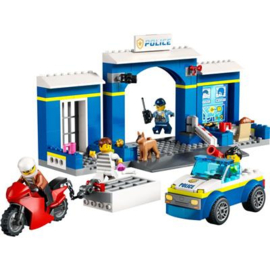 Lego 60370 City Achtervolging Politiebureau