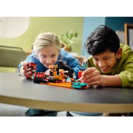 LEGO Minecraft 21185 Het onderwereld Bastion