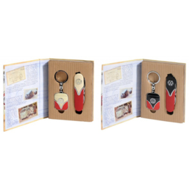 VW | Giftset | Luxe Zakmes & Sleutelhanger | Tijdelijk Uitverkocht