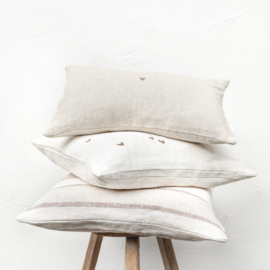 Kussen Little Heart Brown 100% Linnen | 30x50 cm | Dark Naturel | Bastion Collections