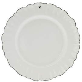 Dinner Plate Ruffle with Heart in Black | 27 cm | Bastion Collections