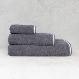 Gastendoek | 30 x 55 | Dark Grey Edge White | Bastion Collections