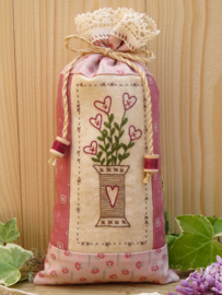 Patroon + materialenpakketje Lavendelzakje 'Bloemen' roze