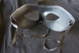 Zilverkleurig masker
