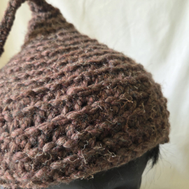 Bruin gehaakte muts - L/XL