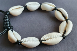 Armband schelpjes - zwart