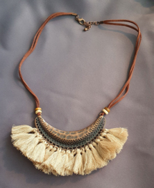 Ketting met franjes - beige