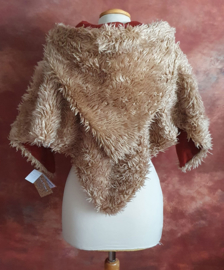 Beige teddy schoudercape