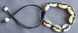 Armband schelpjes - zwart