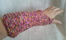 Gehaakte armwarmers - Roze gemeleerd