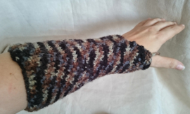 Gehaakte armwarmers - Bruin gemeleerd