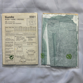 Burda 9854 + 9981 Kinderjurkjes