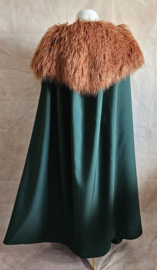 Groene kruisband cape met nepbont kraag